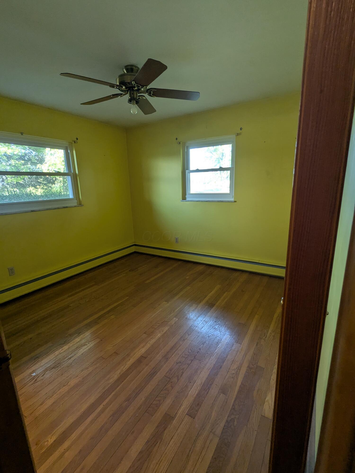 7225 Alkire Road Galloway, OH 43119 - Photo 20 of 35 PXL_20251010_185758996
