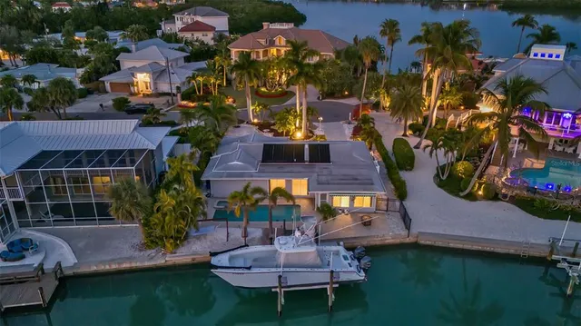 $2,395,000 | 922 Casey Cove Drive, Nokomis, FL 34275