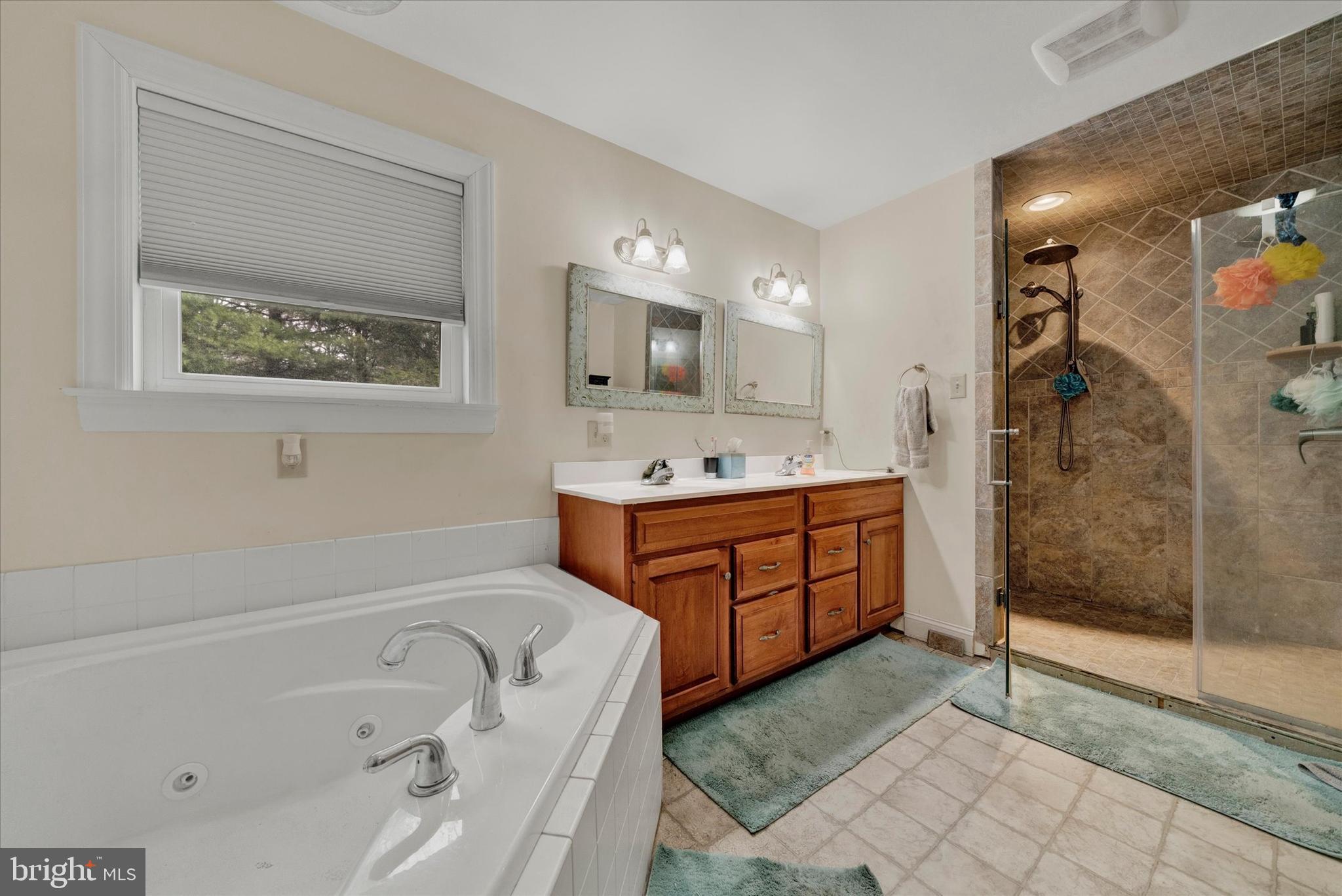 181 Fort Road Bernville, PA 19506 - Photo 24 of 43 Master bathroom