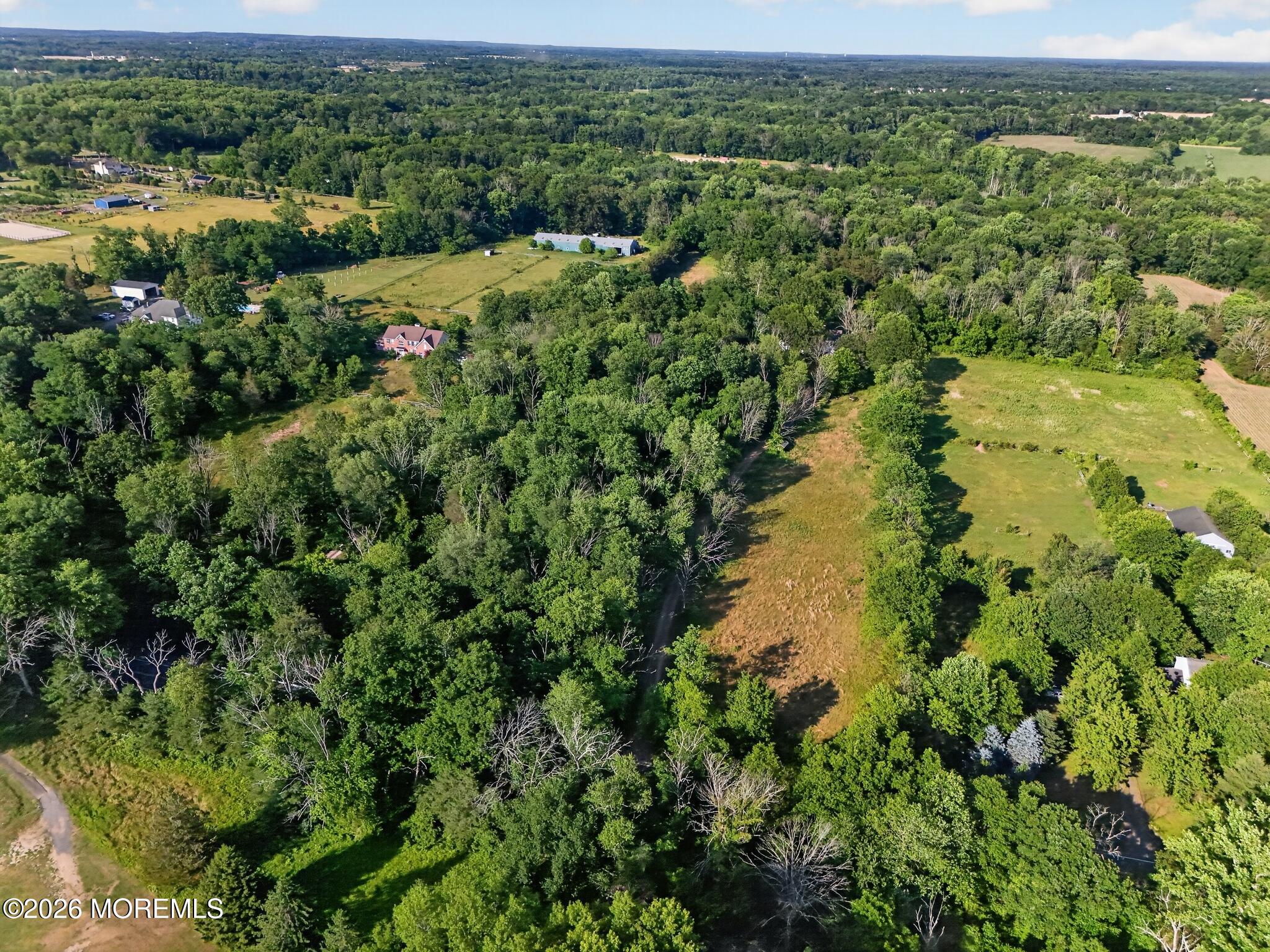 189 Province Line Road Allentown, NJ 08501 - Photo 17 of 40 17_189_Province_Line_Rd-Exterior-64_D