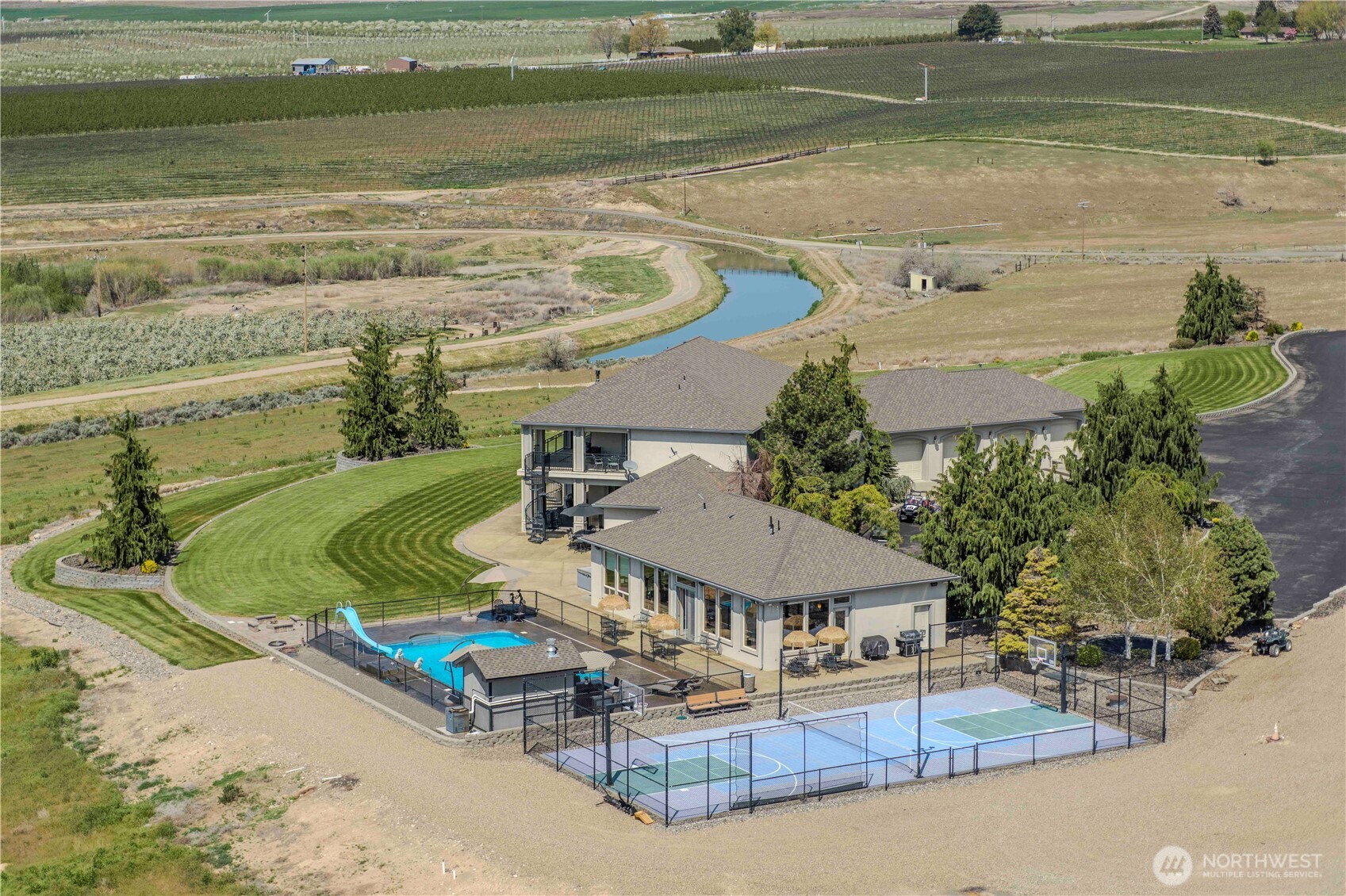 1050 Lewandowski Road Sunnyside, WA 98944 - Photo 5 of 40