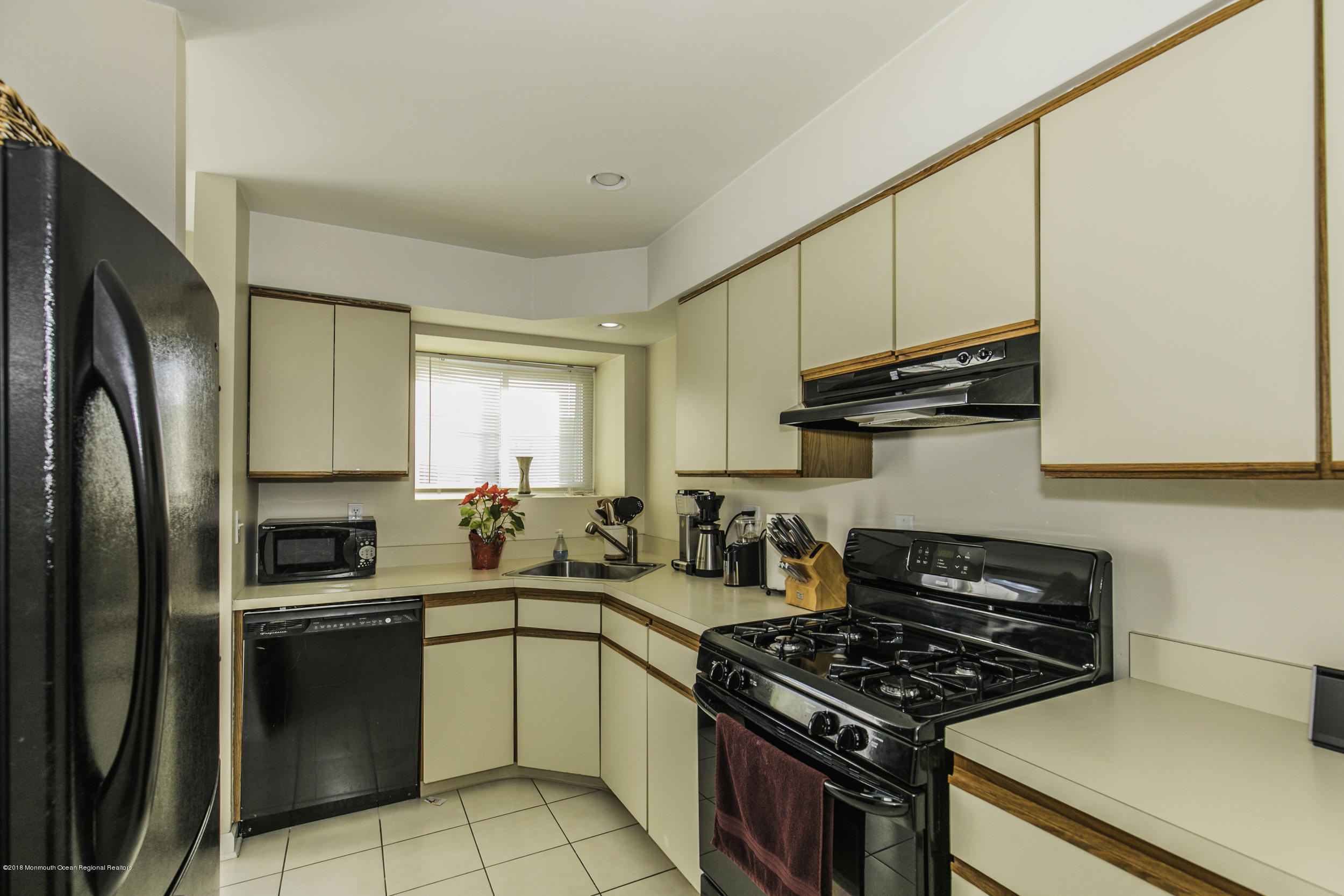 1106 Sawmill Road Brick, NJ 08724 - Photo 15 of 19 Kitchen