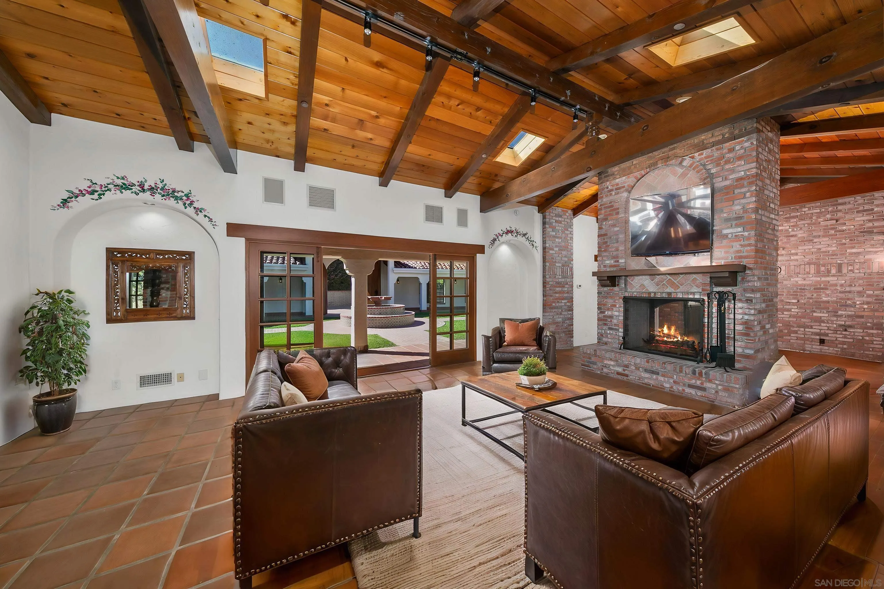 5443 Calzada Del Bosque Rancho Santa Fe, CA 92067 - Photo 21 of 54 Digitally altered