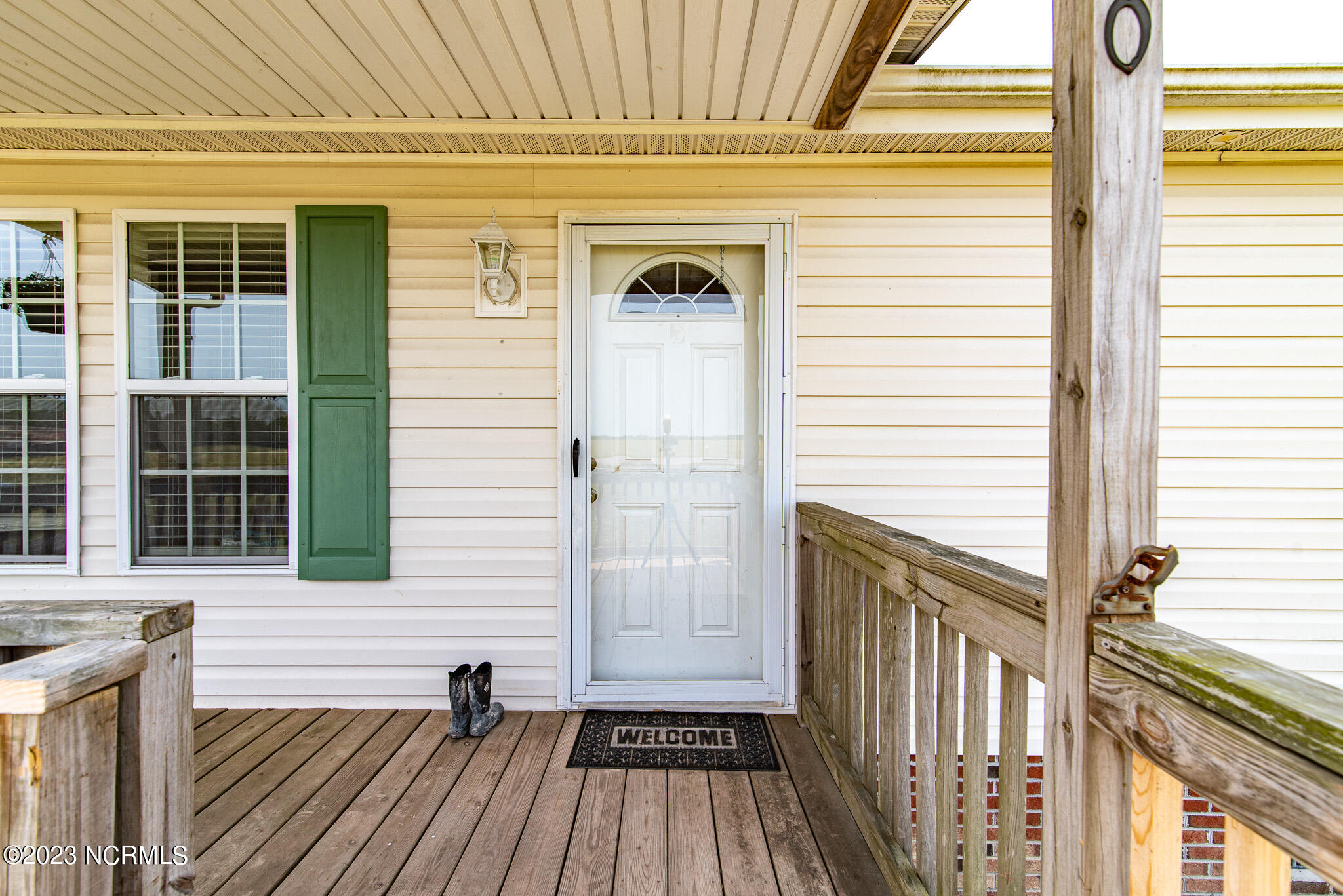 920 Gliden Road Belvidere, NC 27919 - Photo 8 of 48 DSC_1112