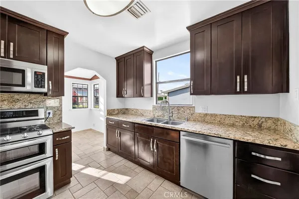$888,000 | 10531 Dolan Avenue, Downey, CA 90241