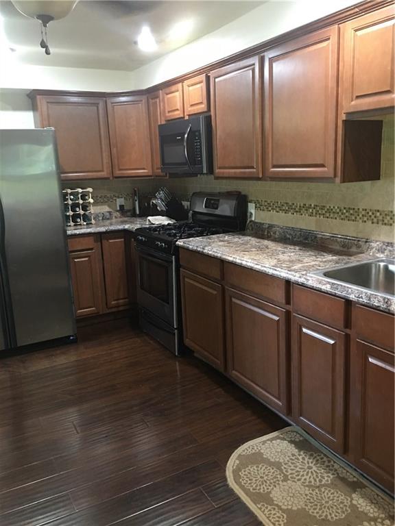 1418 Ridge Road Jeannette, PA 15644 - Photo 2 of 24