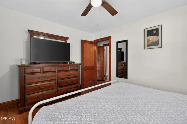 $245,000 | 126 Buffalo Creek Road, Johnson City, TN 37601