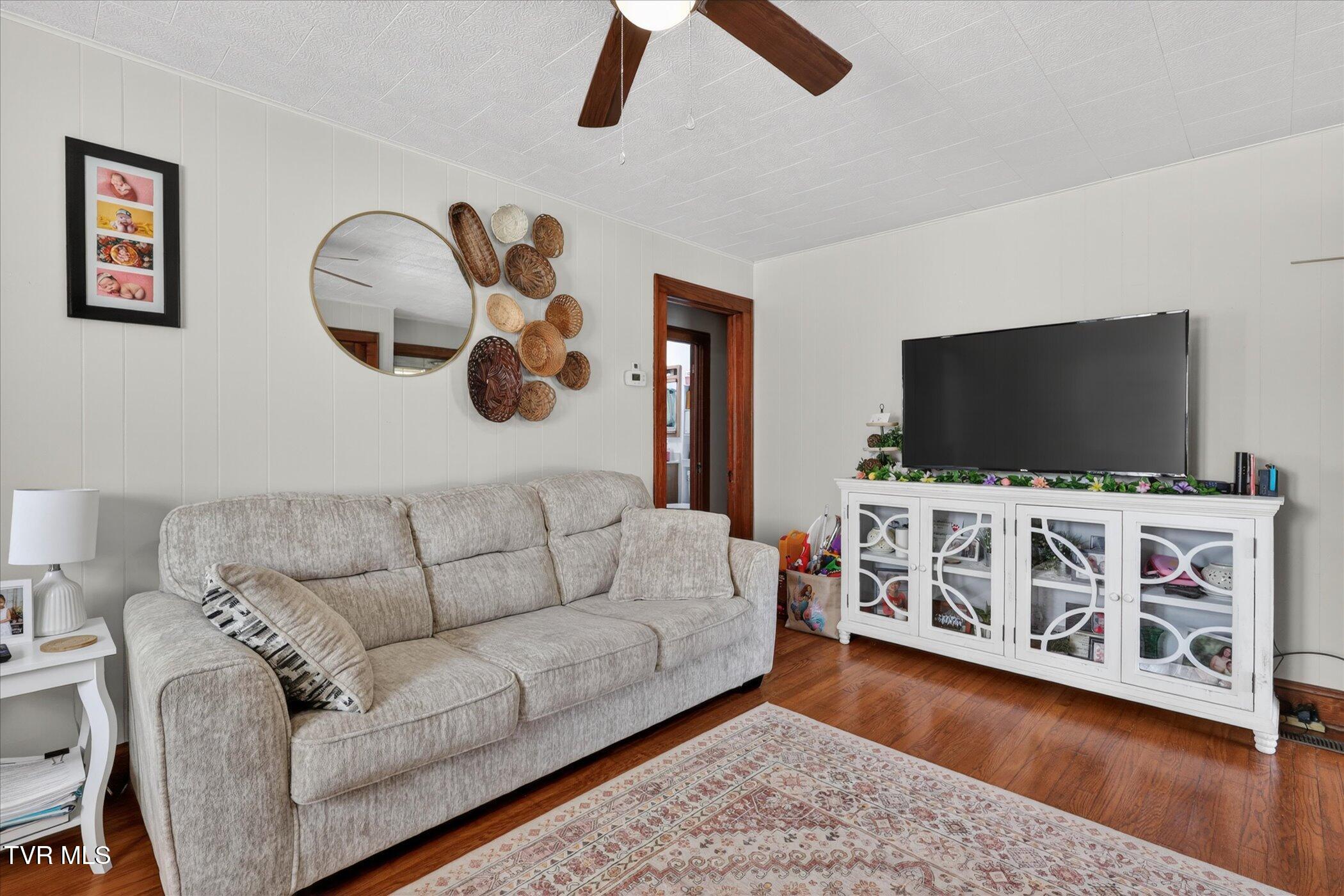 126 Buffalo Creek Road Johnson City, TN 37601 - Photo 6 of 26 09-126-Buffalo-Creek-Road-Johnson-City-W