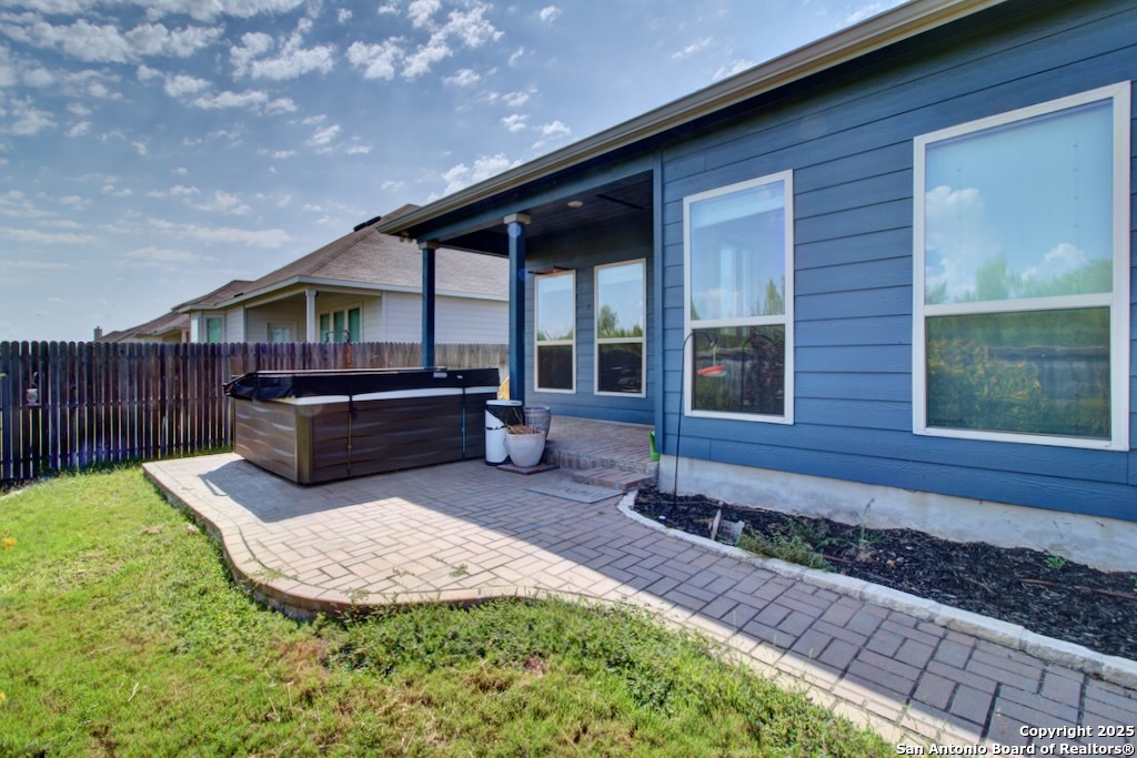 317 Sika Way Schertz, TX 78108 - Photo 4 of 31