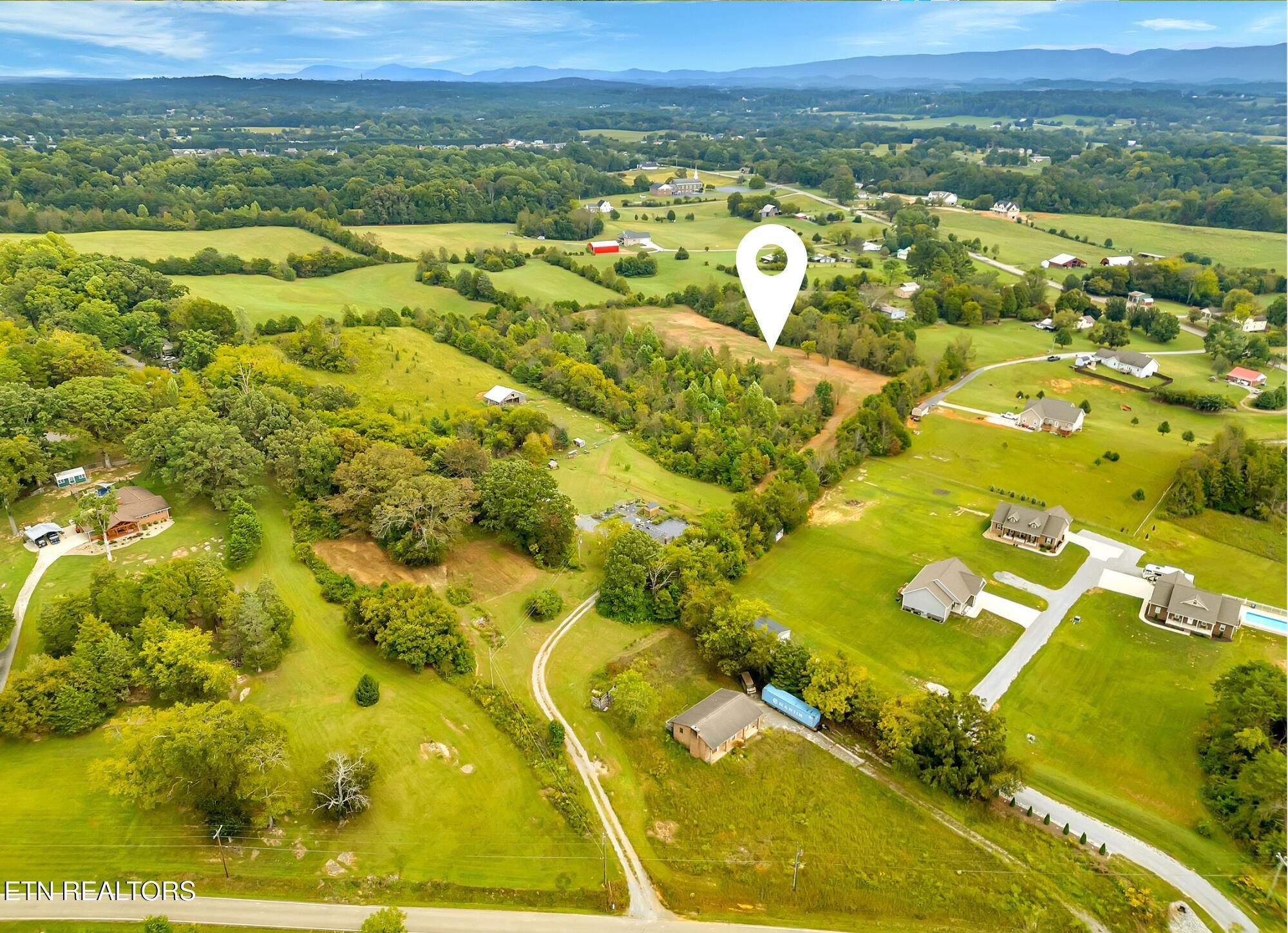 4732 Salem Road Greenback, TN 37742 - Photo 17 of 20 Gallery Image 17