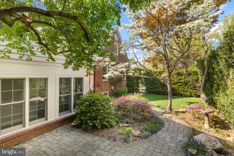 $1,495,000 | 5624 Madison Street, Bethesda, MD 20817