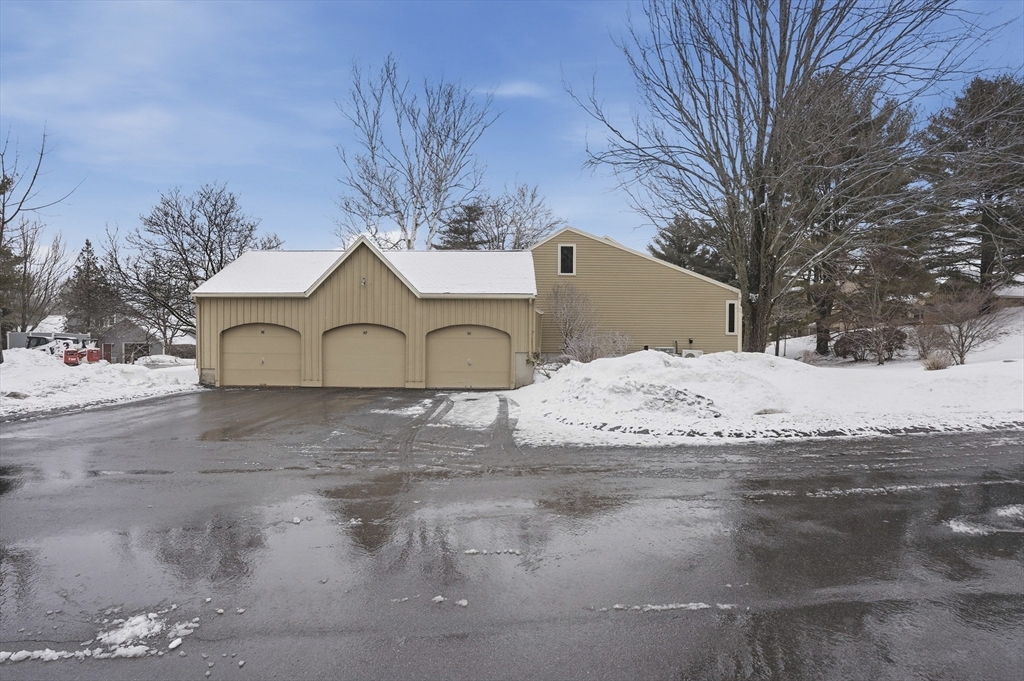 47 Collins Street, Unit 50 Danvers, MA 01923 - Photo 38 of 40