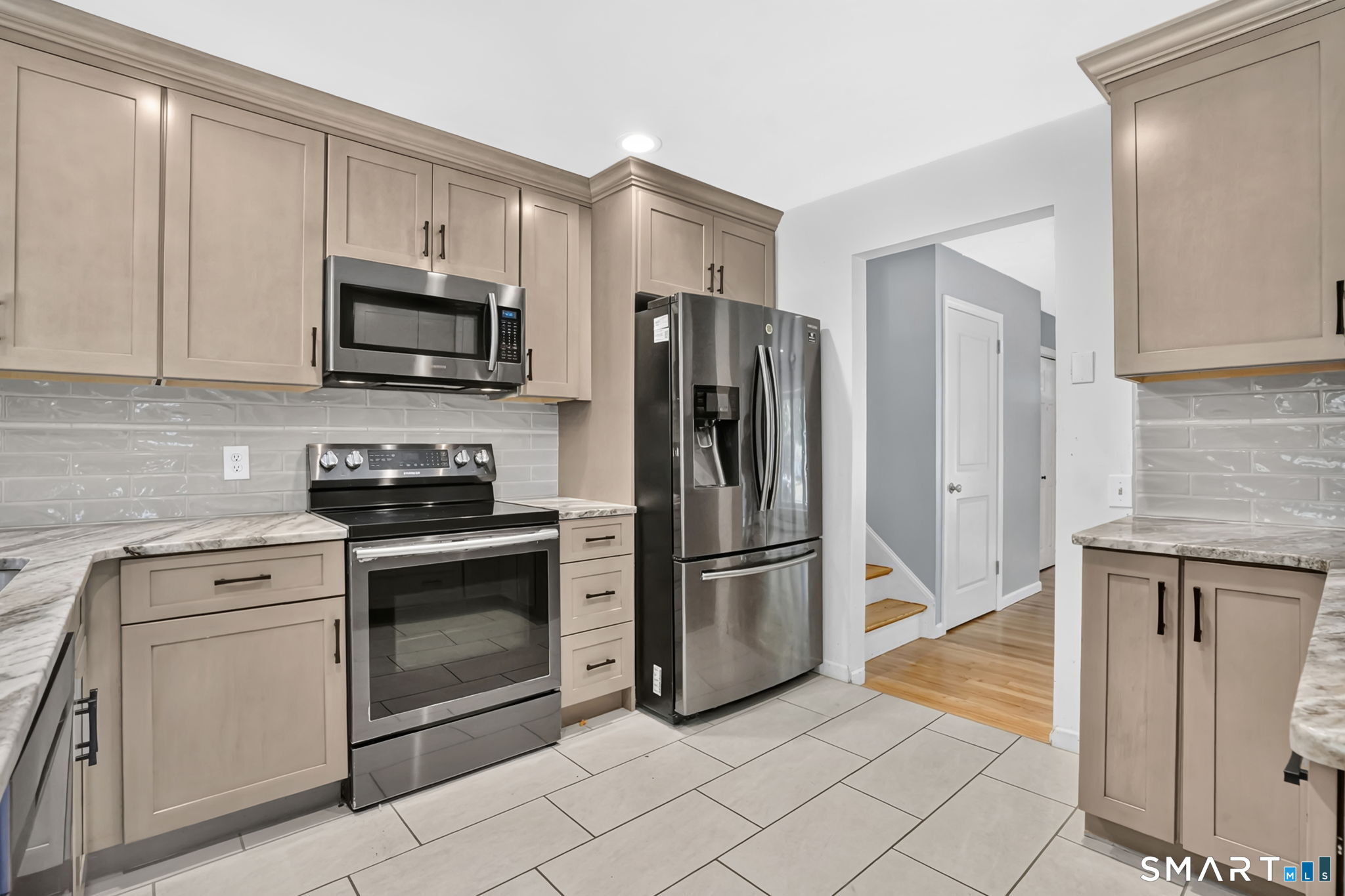12 Webster Road Enfield, CT 06082 - Photo 13 of 38