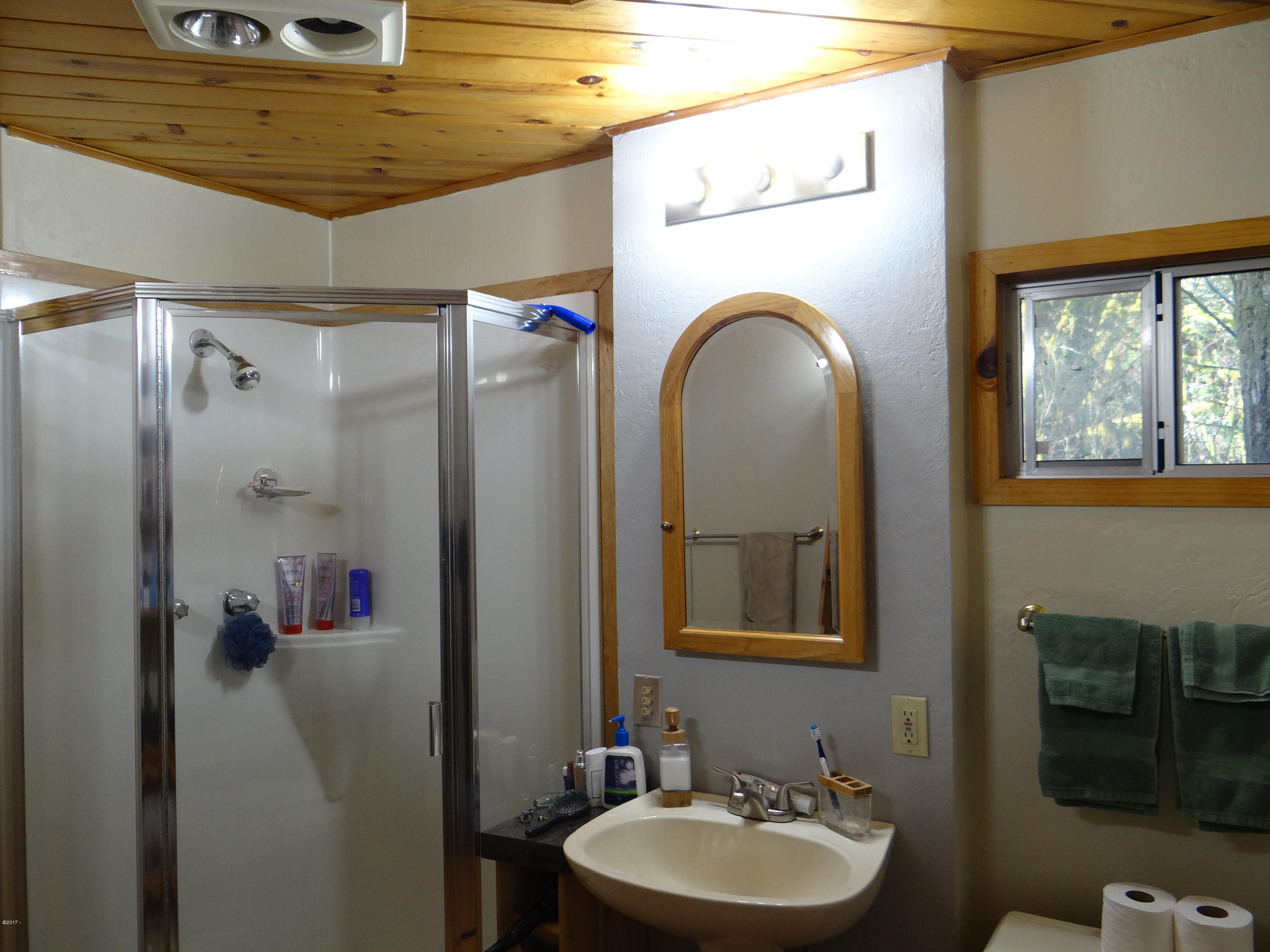 16 North New Bridge Road Otis, OR 97368 - Photo 21 of 24 DSC06292 - Copy