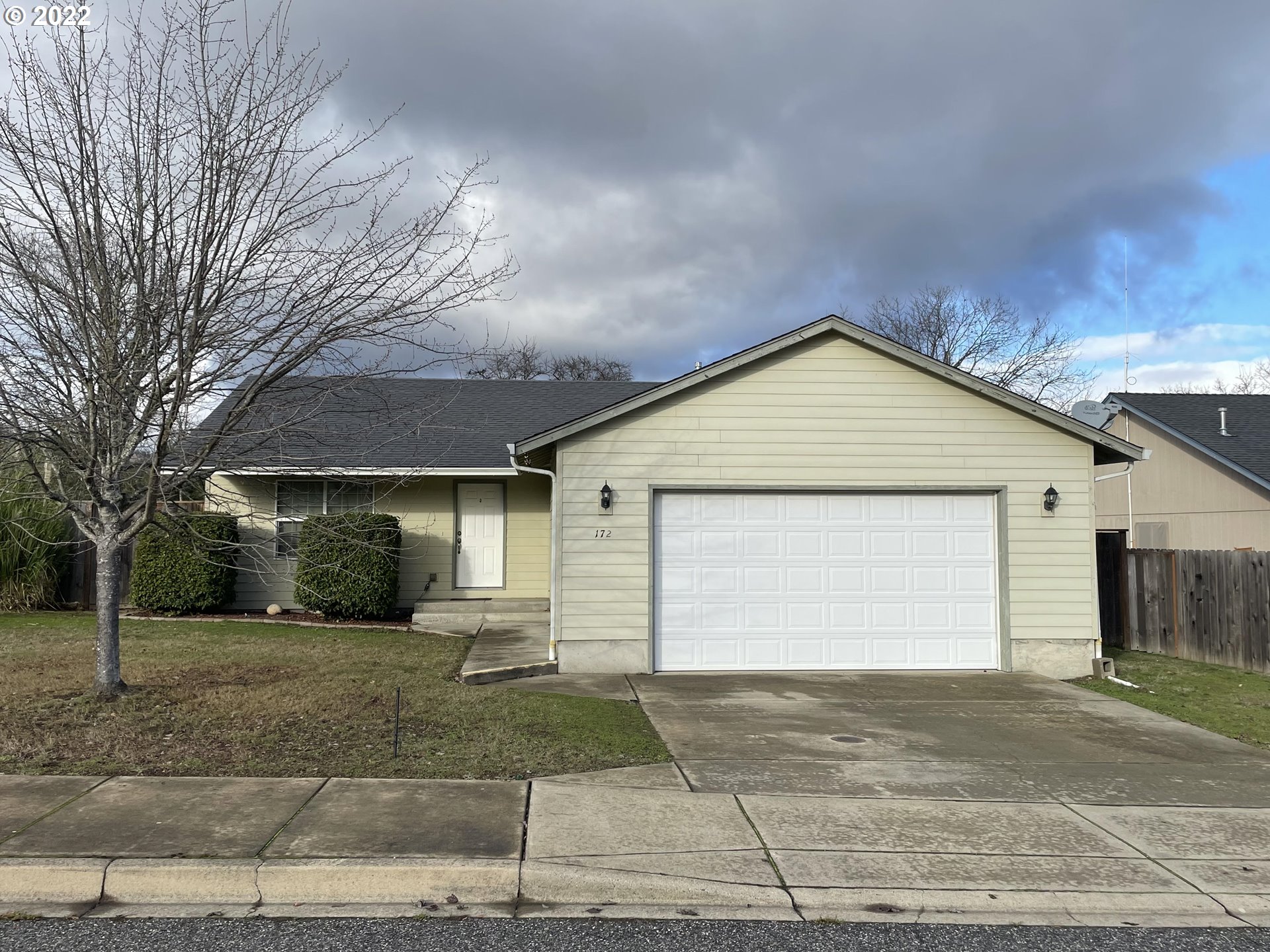 172 Northeast Rose Ridge Drive Winston, OR 97496 - Photo 1 of 19 Gallery Image 1