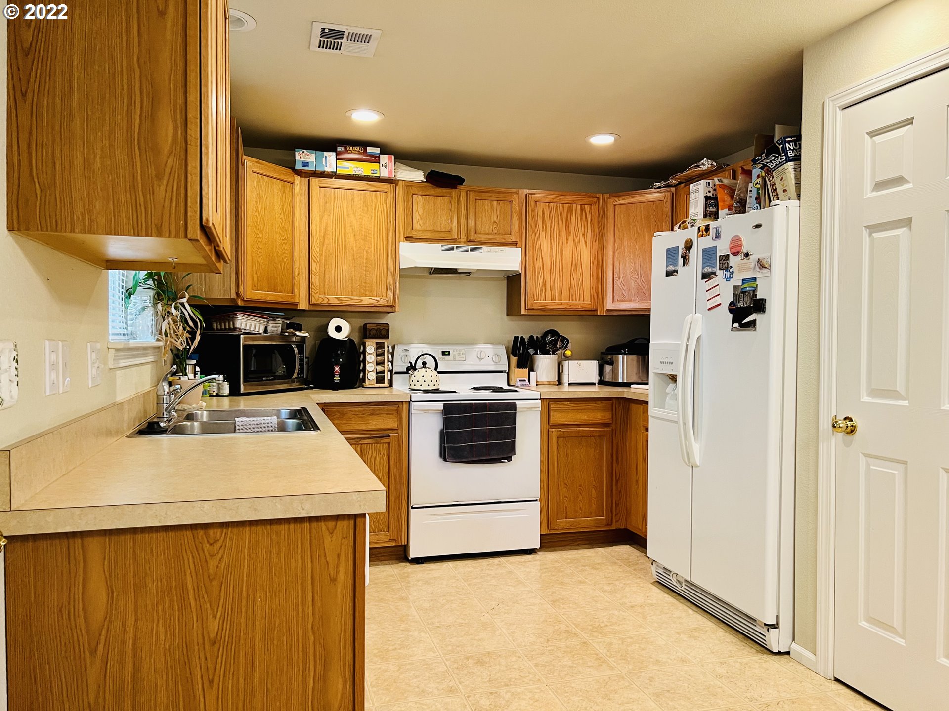 172 Northeast Rose Ridge Drive Winston, OR 97496 - Photo 11 of 19 Gallery Image 11