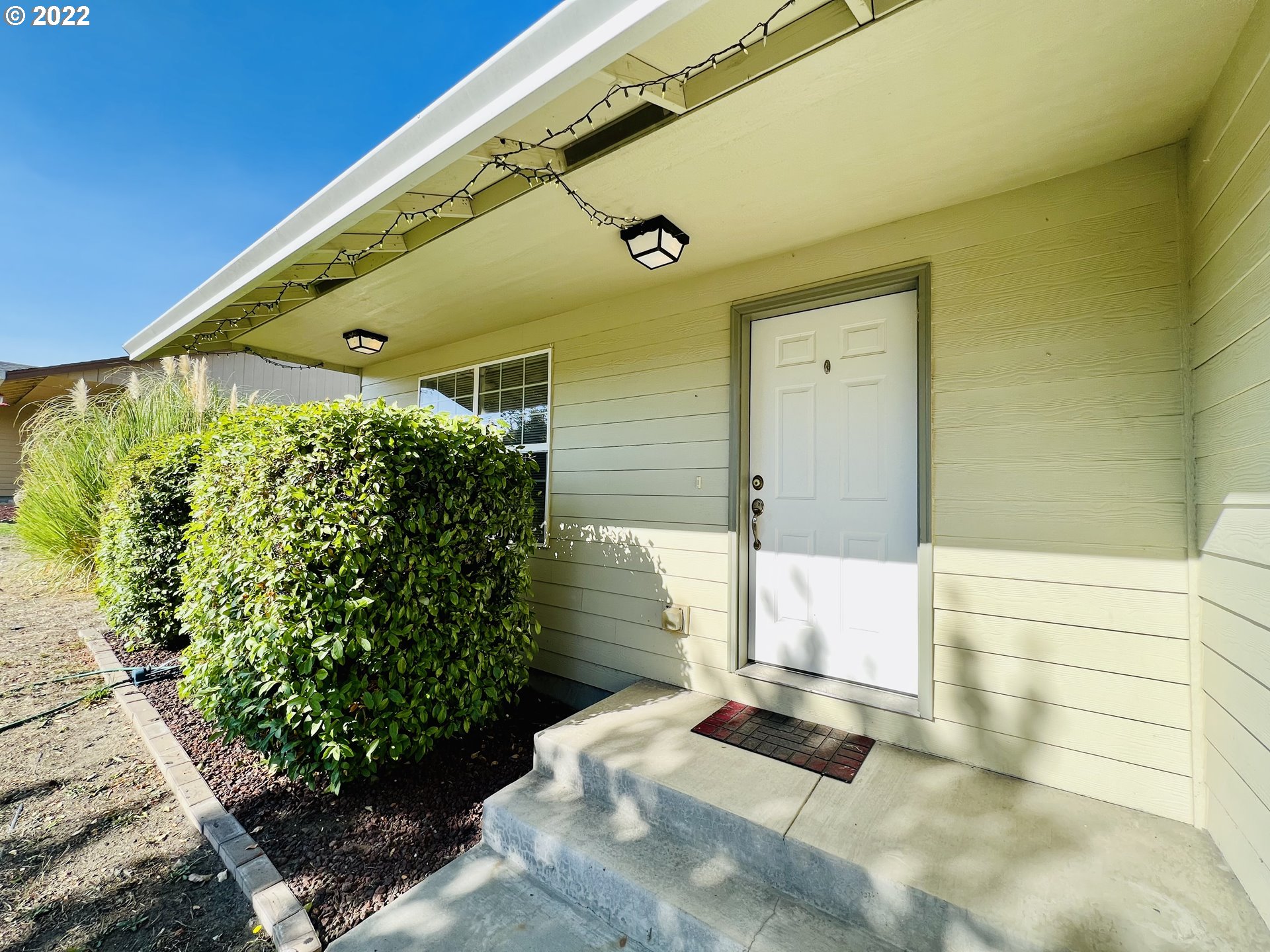 172 Northeast Rose Ridge Drive Winston, OR 97496 - Photo 3 of 19 Gallery Image 3