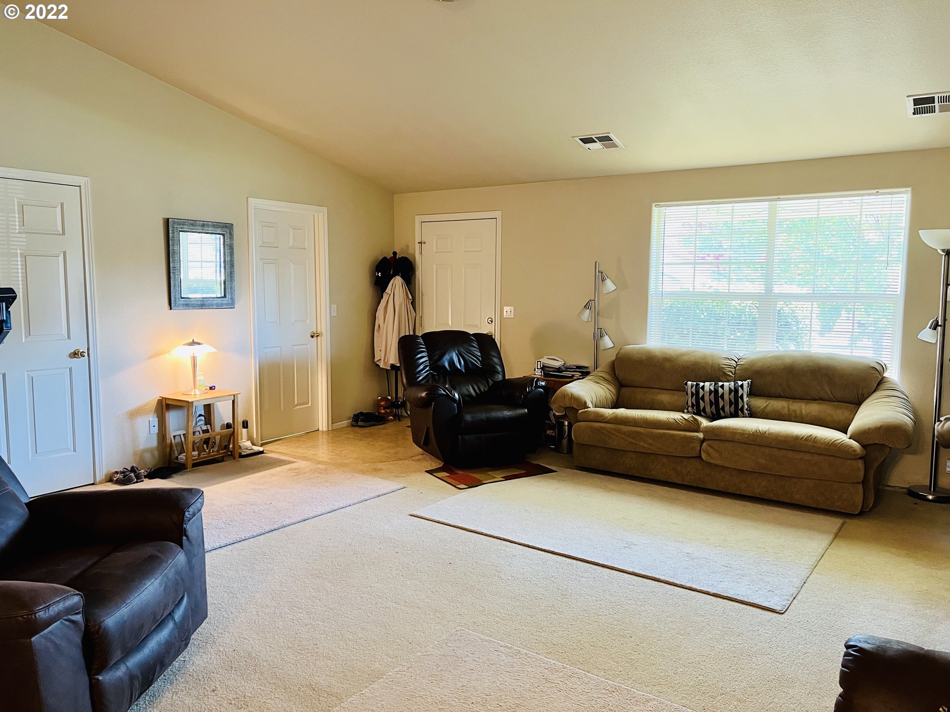 172 Northeast Rose Ridge Drive Winston, OR 97496 - Photo 4 of 19 Gallery Image 4