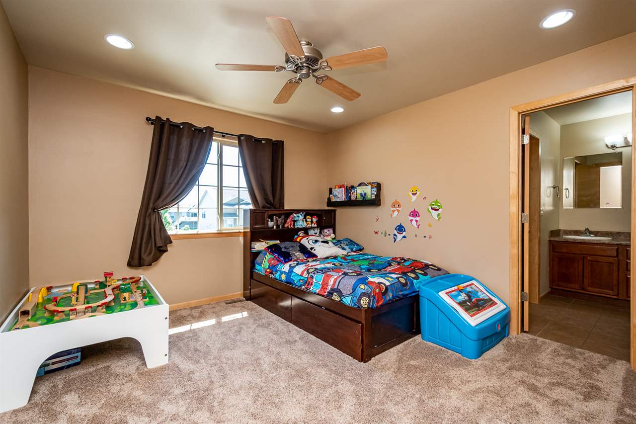 105 Watercress Road North Liberty, IA 52317 - Photo 18 of 25 Gallery Image 18