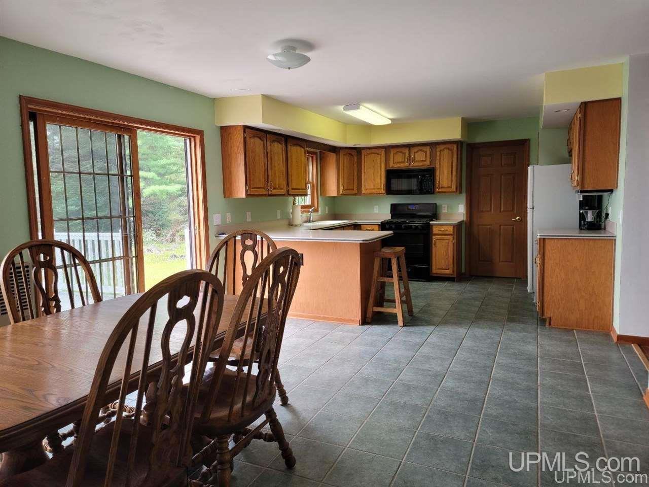 16th Road Garden, MI 49835 - Photo 10 of 44