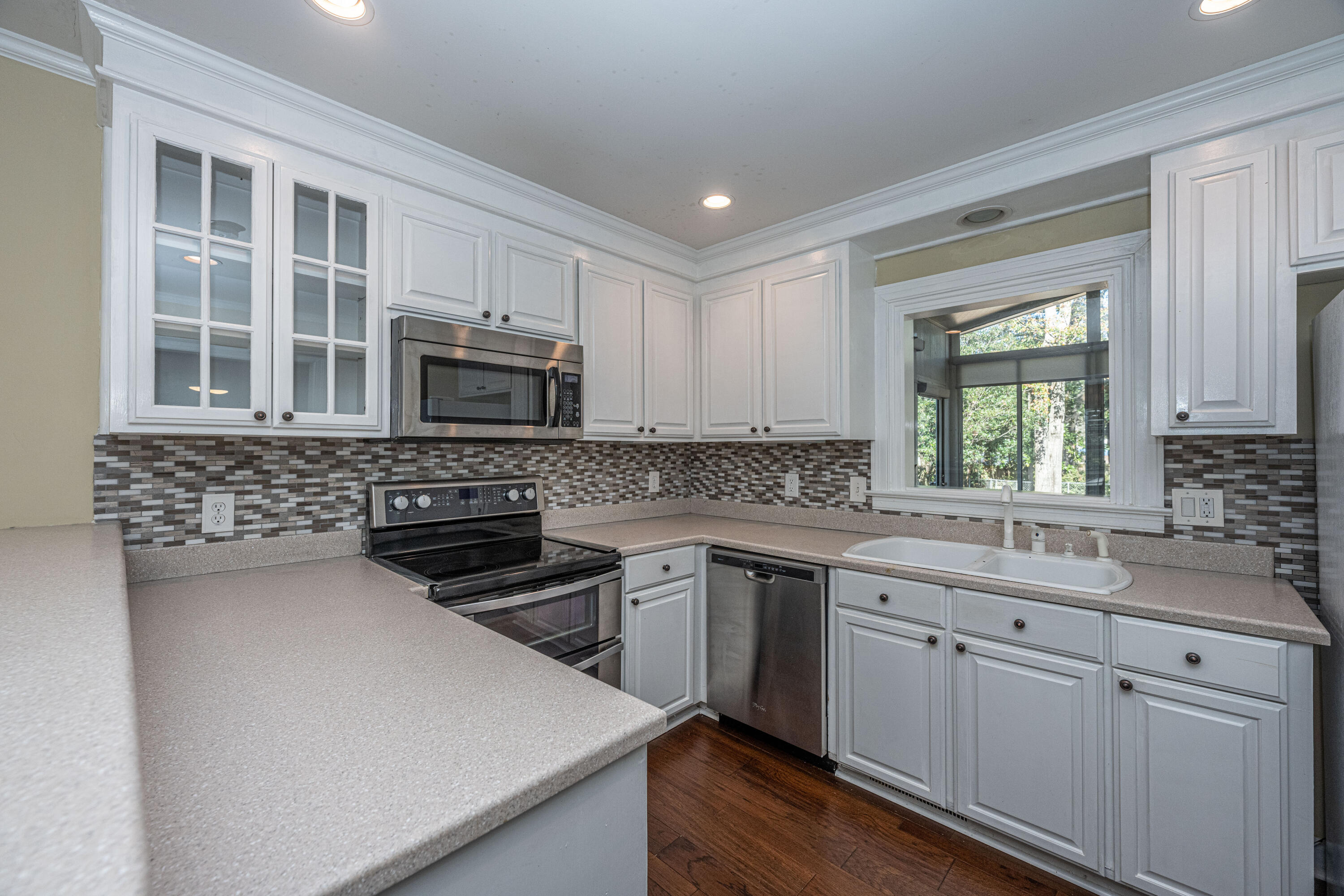1249 Dearsley Court Mount Pleasant, SC 29464 - Photo 11 of 45 1249DearsleyCt16