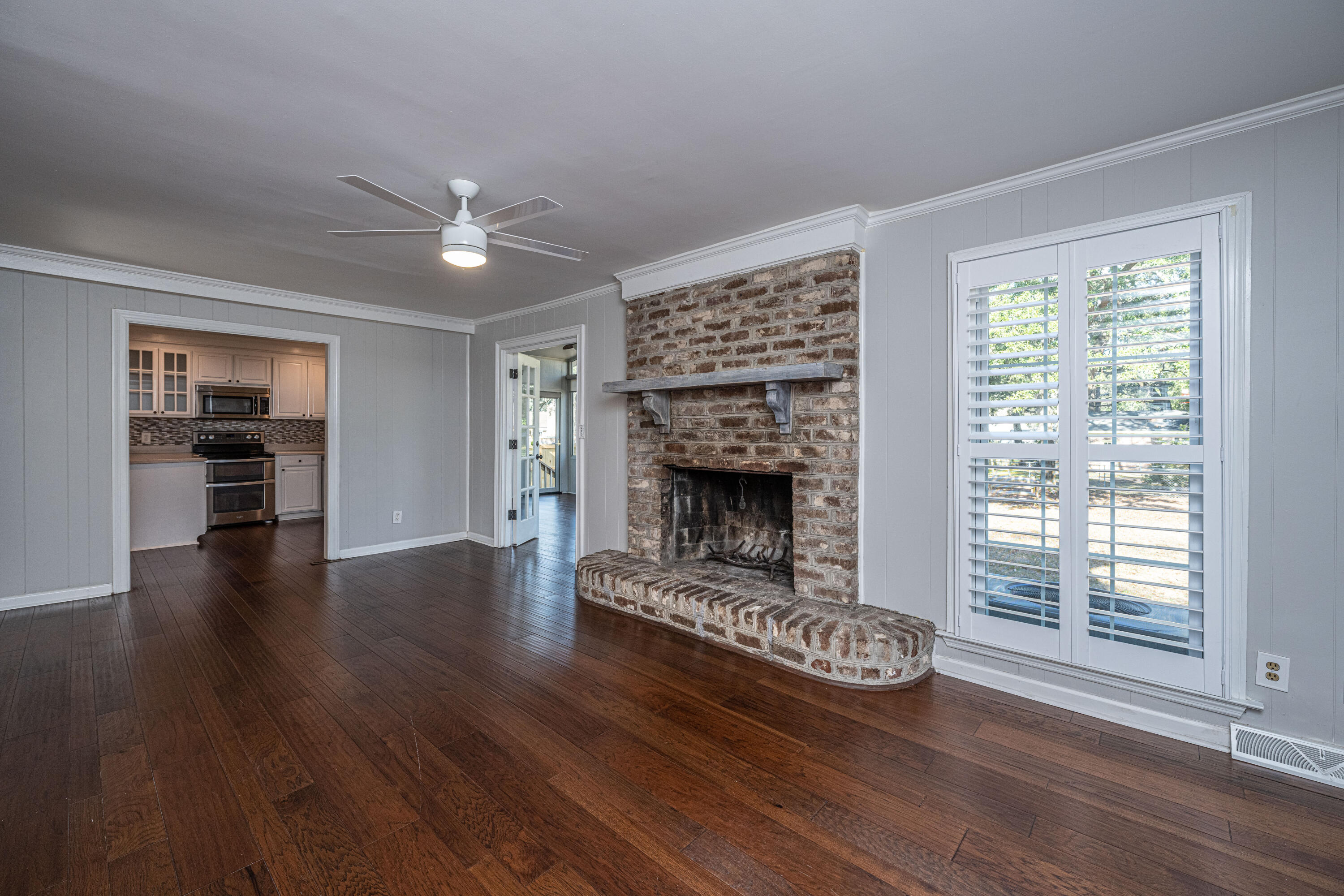 1249 Dearsley Court Mount Pleasant, SC 29464 - Photo 17 of 45 1249DearsleyCt13