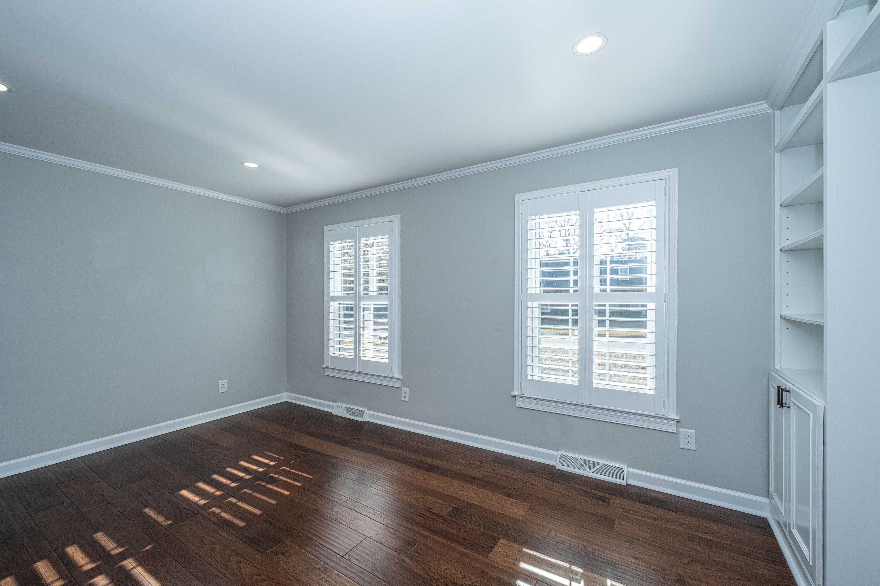 1249 Dearsley Court Mount Pleasant, SC 29464 - Photo 6 of 45 1249DearsleyCt07