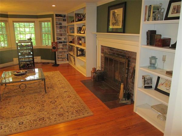606 Springs Road Bedford, MA 01730 - Photo 8 of 27 Gallery Image 8
