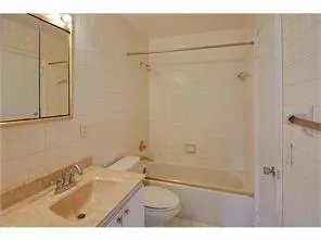 $1,225,000 | 2700 Northeast 57th Street, Fort Lauderdale, FL 33308