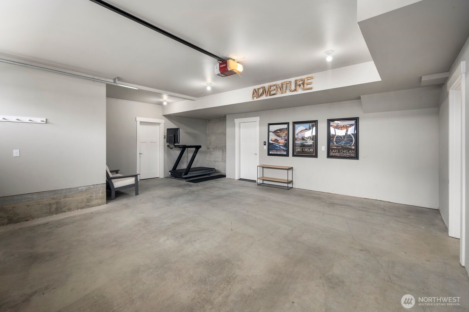 298 Bobcat Lane Chelan, WA 98816 - Photo 33 of 40 a view of a garage