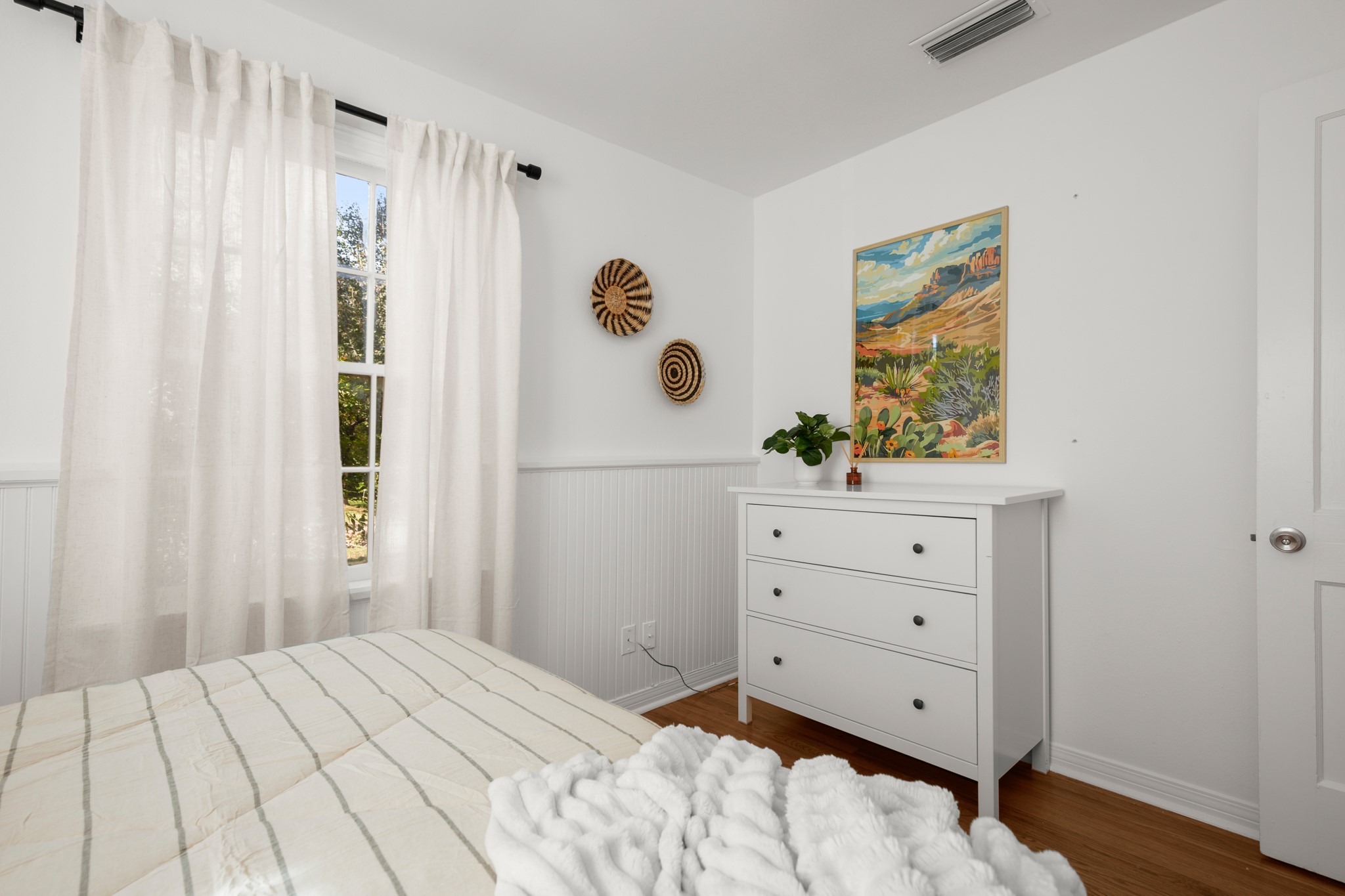 3301 Robinson Avenue Austin, TX 78722 - Photo 14 of 23 Gallery Image 14