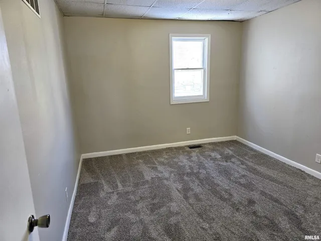 $124,900 | 121 East Main Street, Williamsville, IL 62693