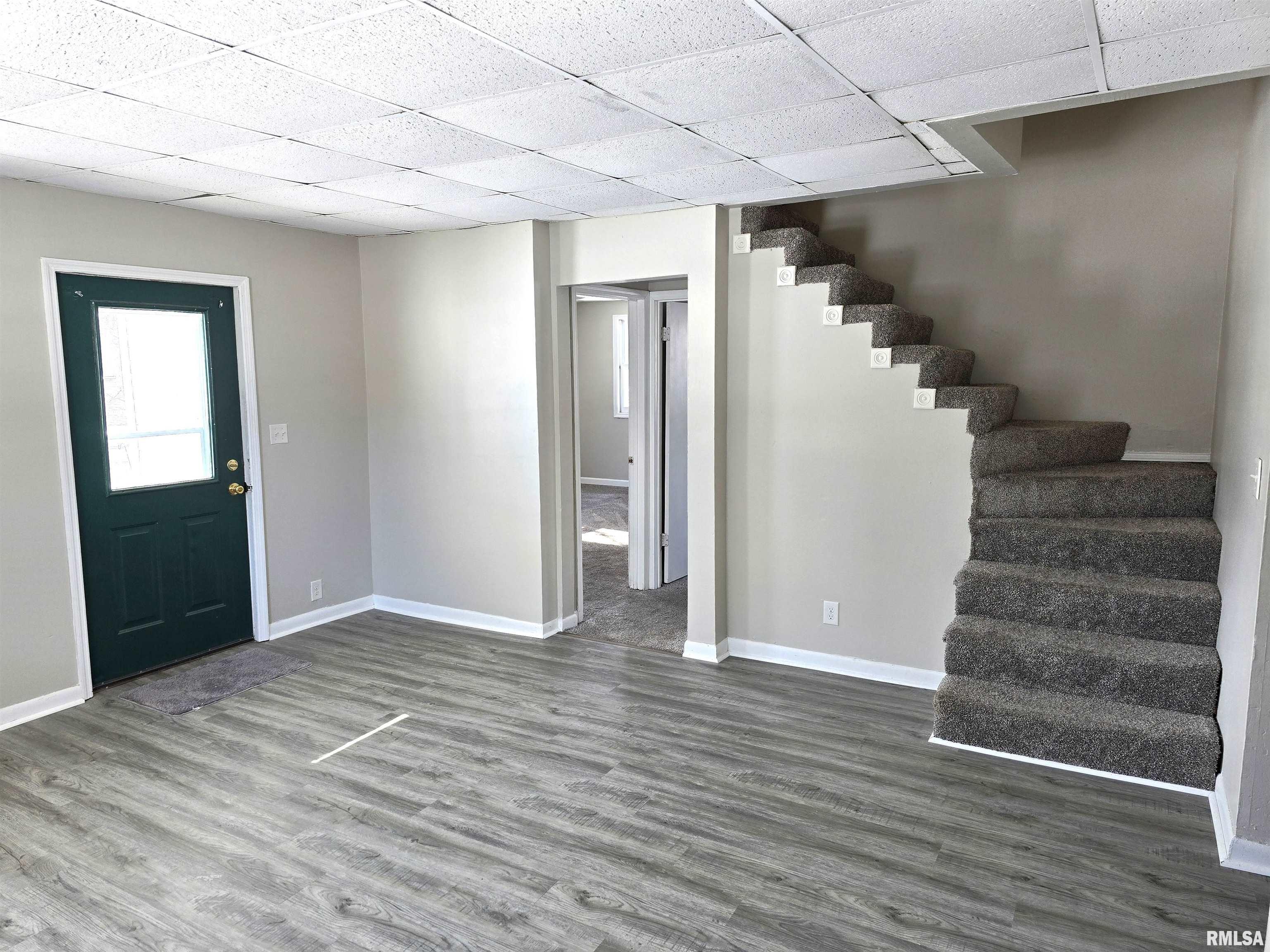 121 East Main Street Williamsville, IL 62693 - Photo 2 of 24