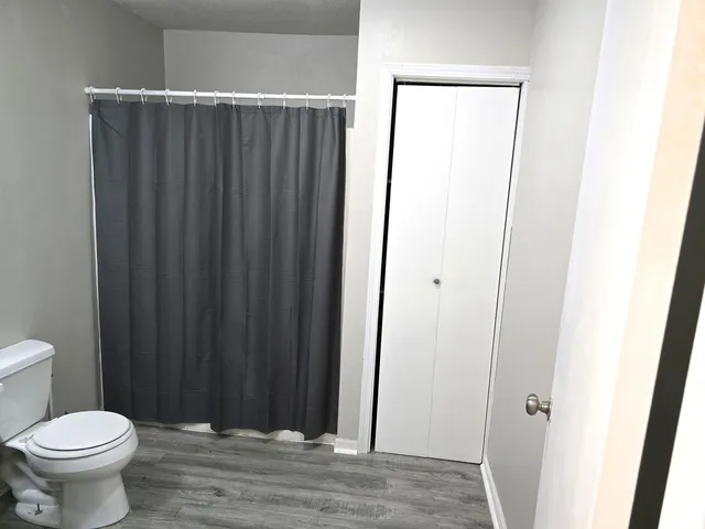 $124,900 | 121 East Main Street, Williamsville, IL 62693