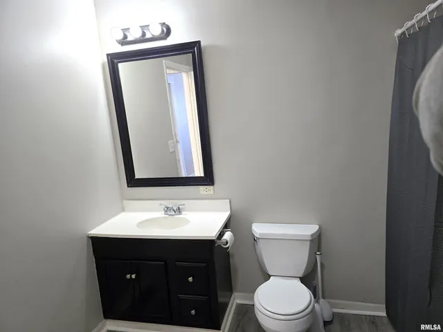 $124,900 | 121 East Main Street, Williamsville, IL 62693