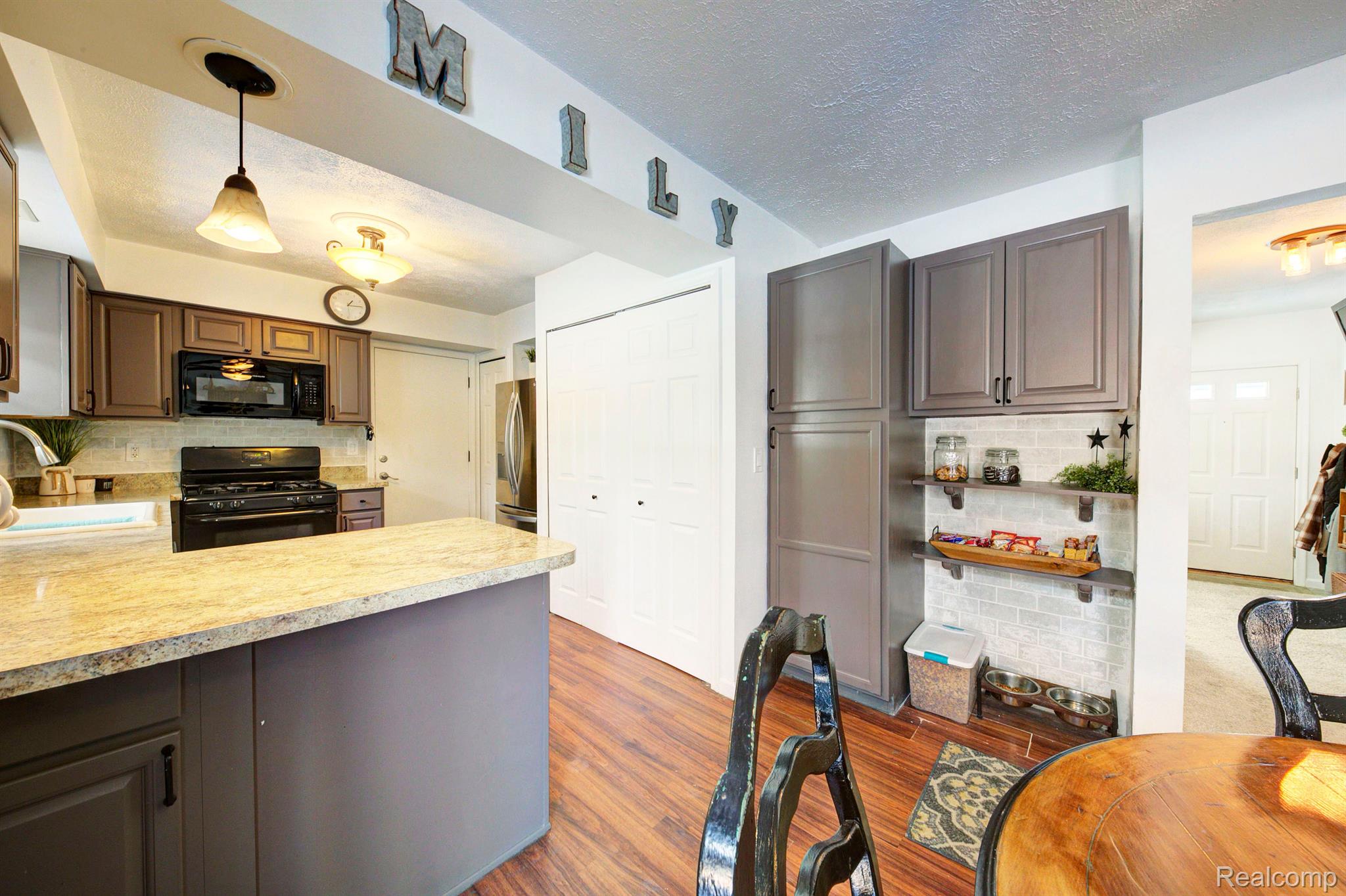 7401 Herbst Road Brighton, MI 48114 - Photo 11 of 30 Gallery Image 11