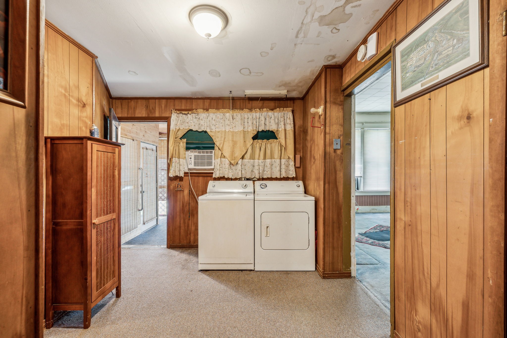 611 1st Avenue Mount Pleasant, TN 38474 - Photo 17 of 33 a view of utility room