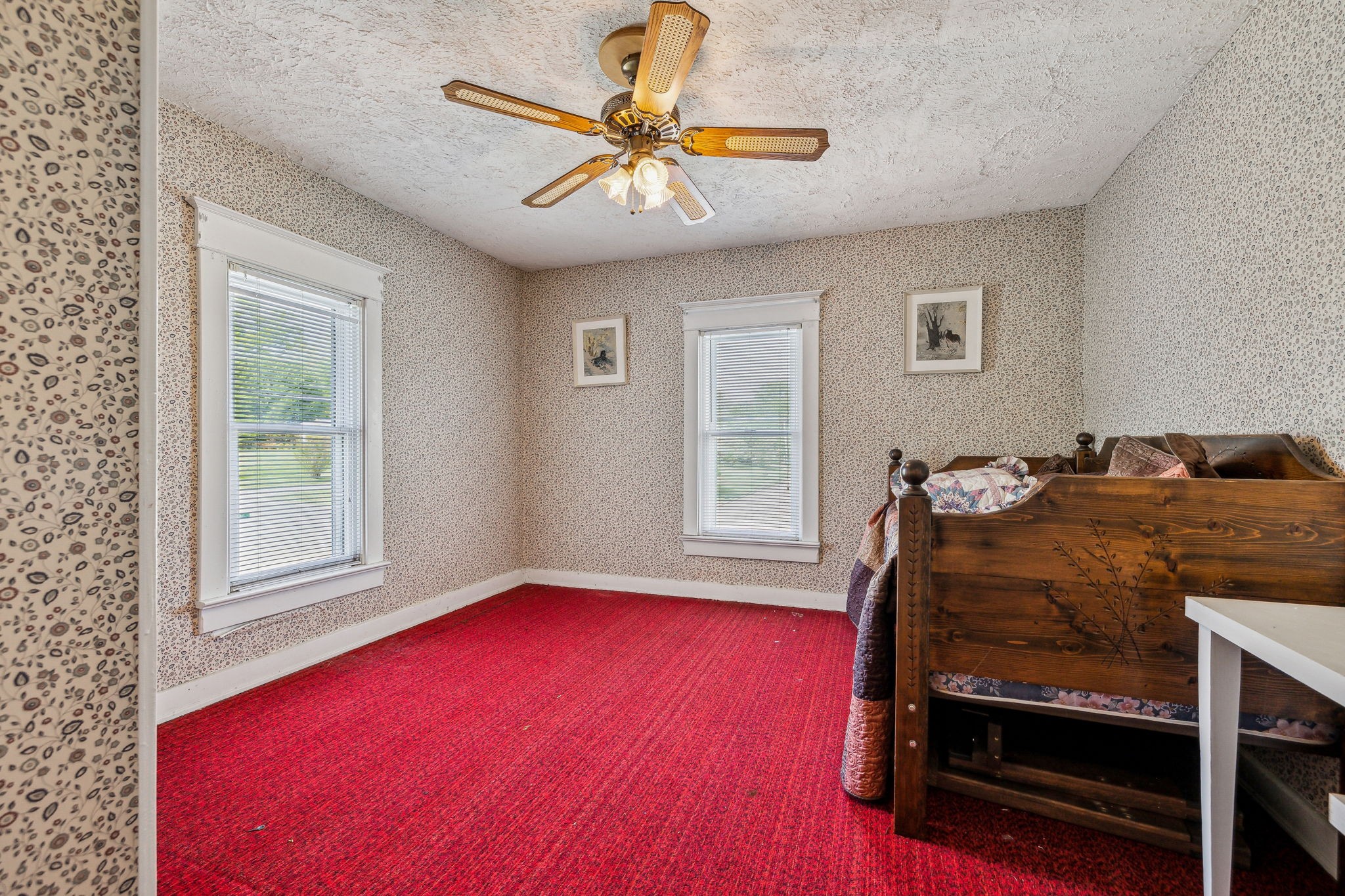 611 1st Avenue Mount Pleasant, TN 38474 - Photo 25 of 33 a bed room with a bed and a window