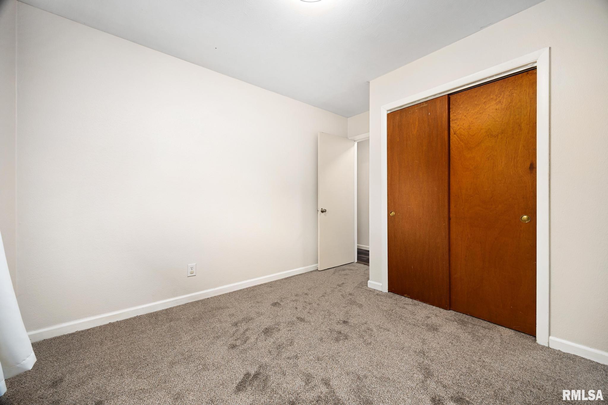 6311 North Riviera Court Peoria, IL 61614 - Photo 16 of 34