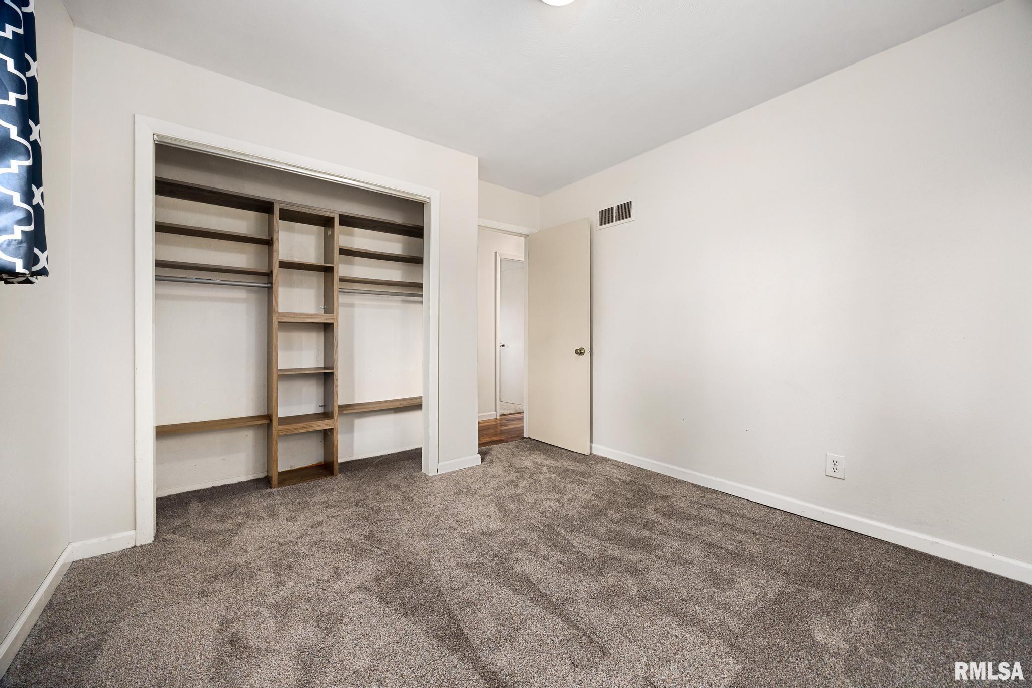 6311 North Riviera Court Peoria, IL 61614 - Photo 18 of 34