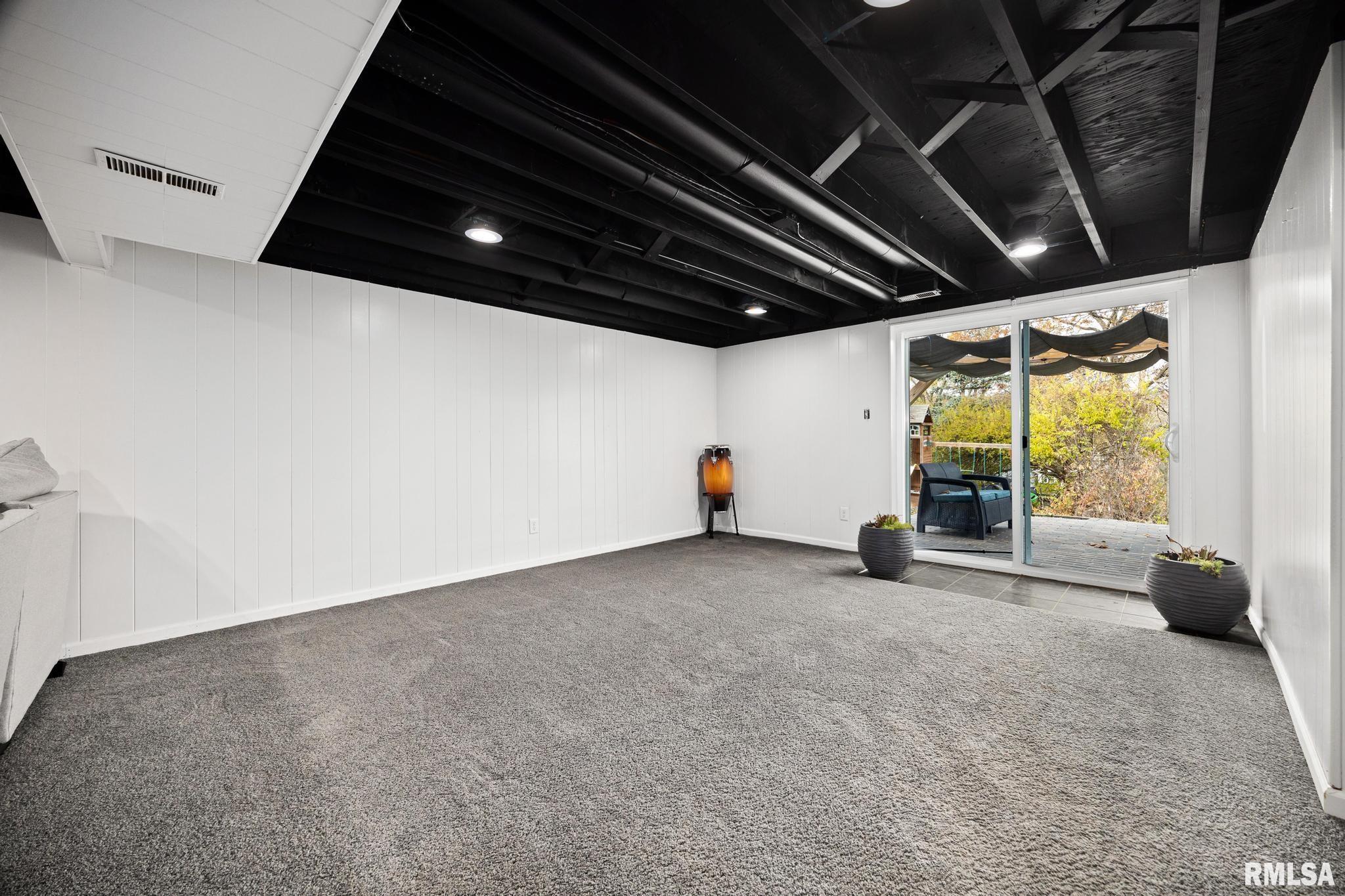 6311 North Riviera Court Peoria, IL 61614 - Photo 27 of 34