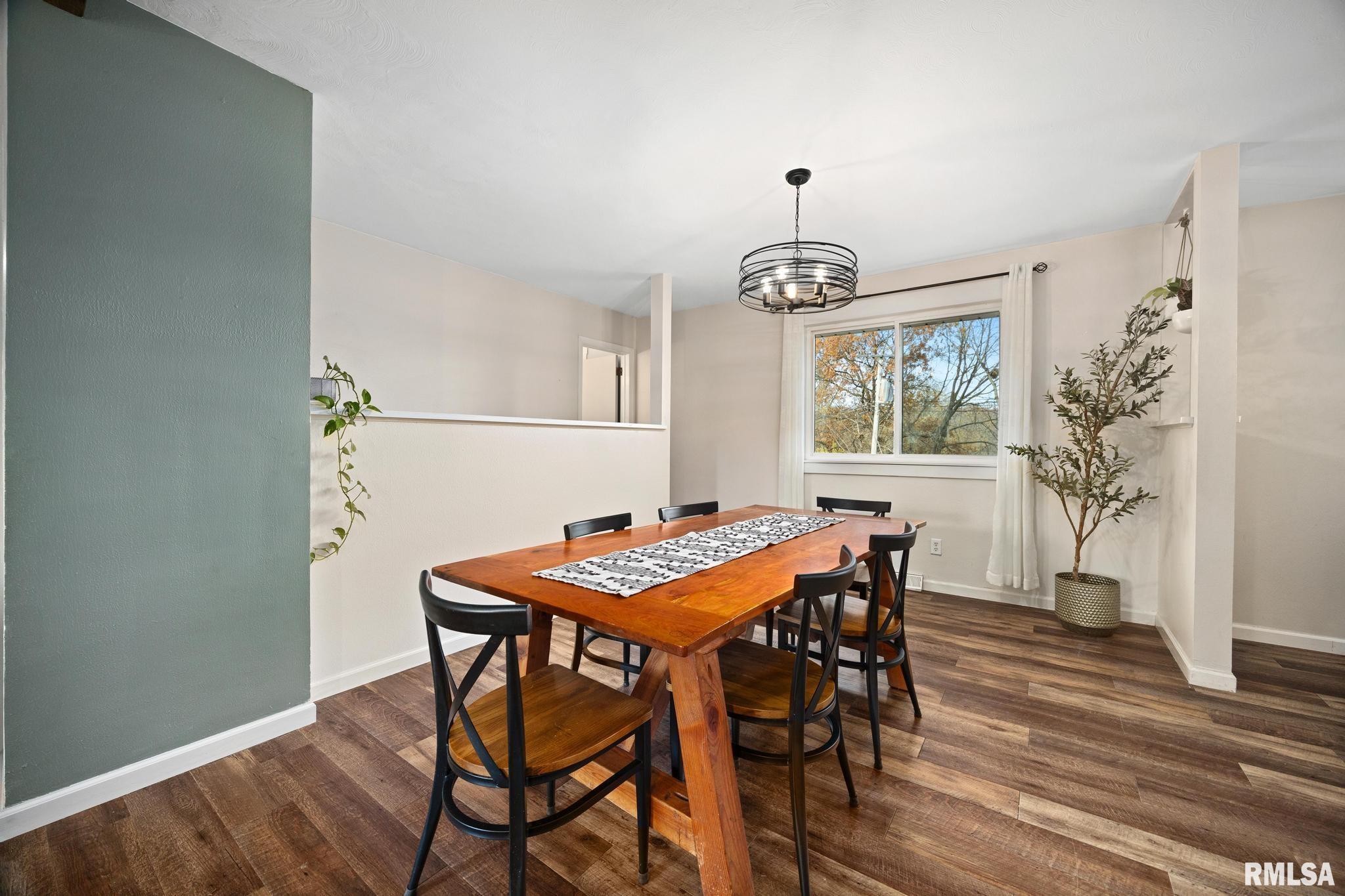 6311 North Riviera Court Peoria, IL 61614 - Photo 7 of 34