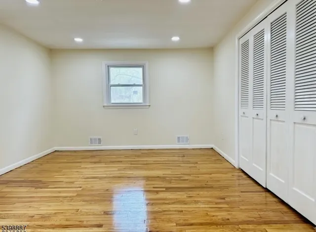 $4,350 | 50 Dolly Road, Parsippany, NJ 07054