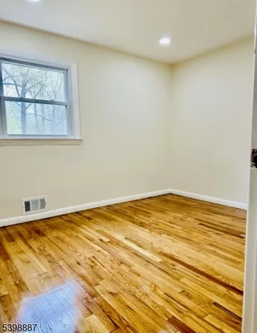 $4,350 | 50 Dolly Road, Parsippany, NJ 07054