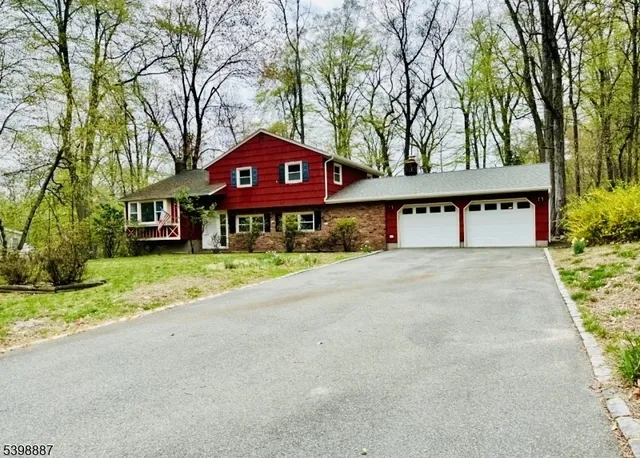 $4,350 | 50 Dolly Road, Parsippany, NJ 07054