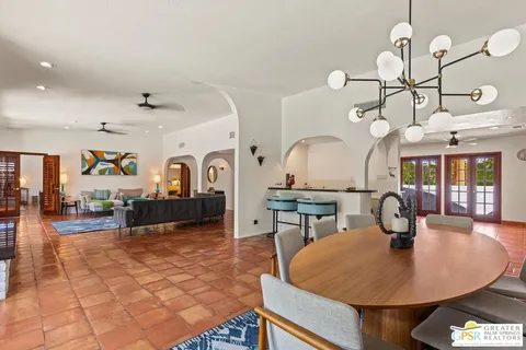$1,750,000 | 1955 Yucca Place, Palm Springs, CA 92264