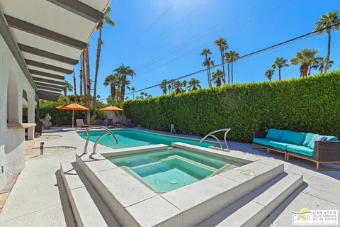 $1,750,000 | 1955 Yucca Place, Palm Springs, CA 92264