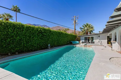 $1,750,000 | 1955 Yucca Place, Palm Springs, CA 92264