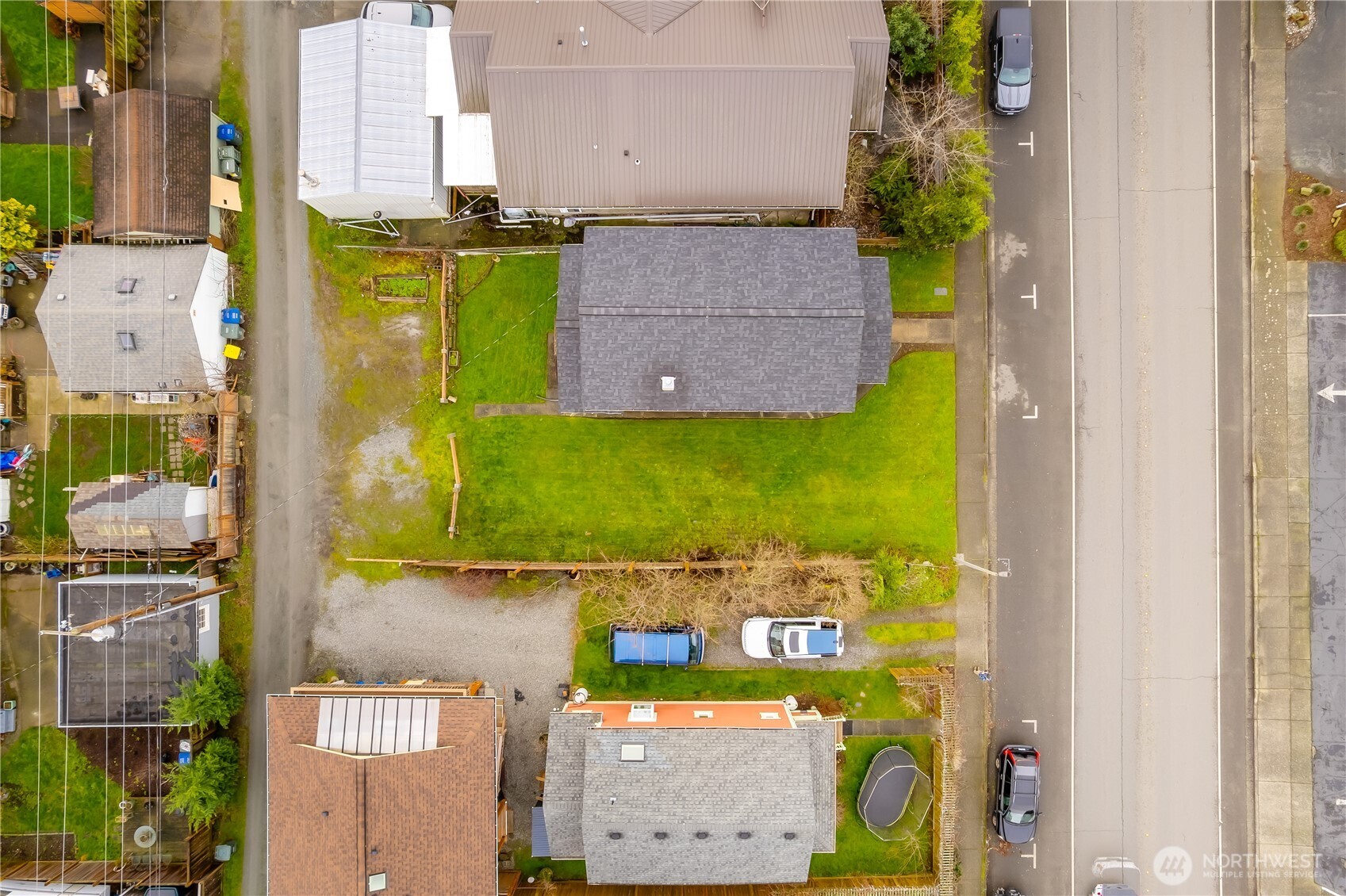 2414 Elm Street Bellingham, WA 98225 - Photo 33 of 36