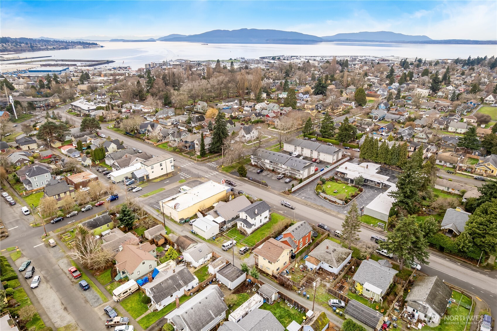 2414 Elm Street Bellingham, WA 98225 - Photo 34 of 36 an aerial view of a city